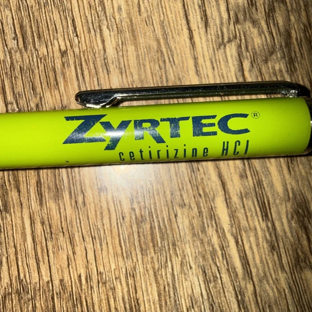 Drug Rep ZYRTEC Collectible Heavy Metal Writing Pen Lime Green Silver Blue Works